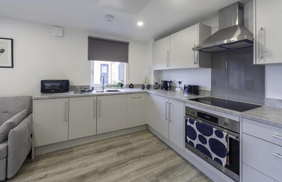 Modern And Bright 2 Bed Apartment In Ashford Ashford  Exterior foto